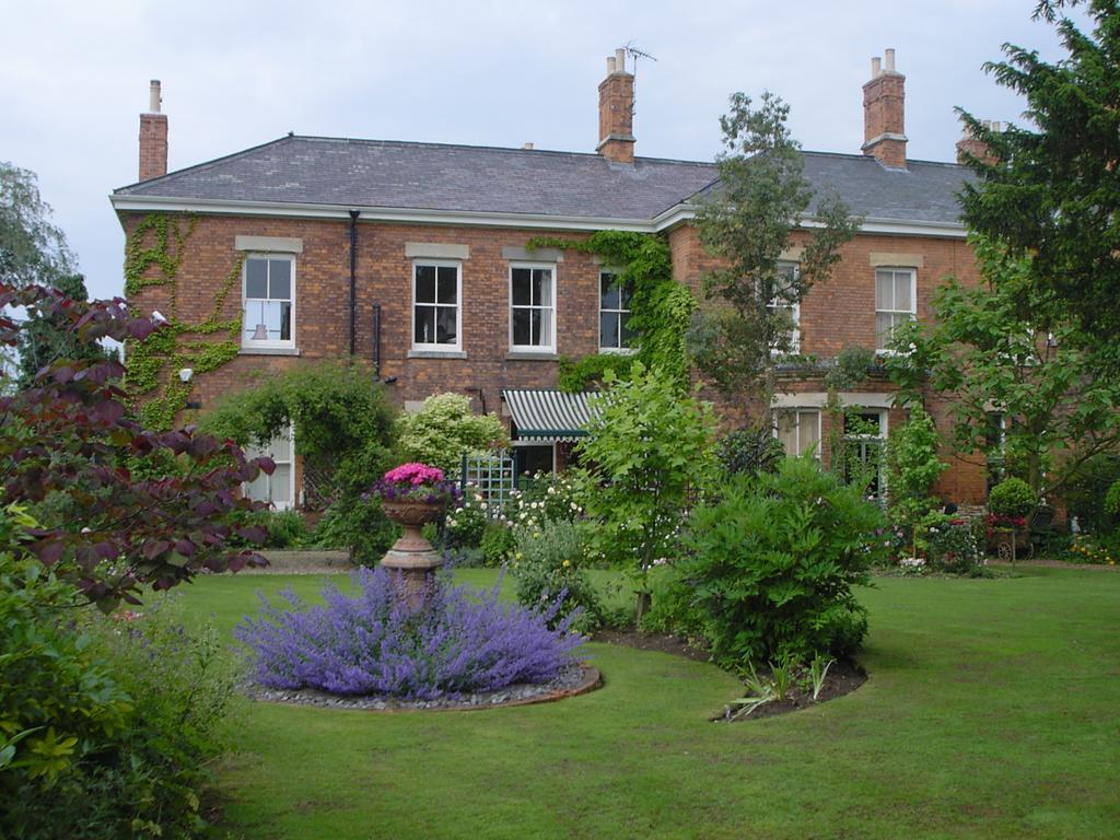 The Dower House Apartments Lincoln Exterior photo